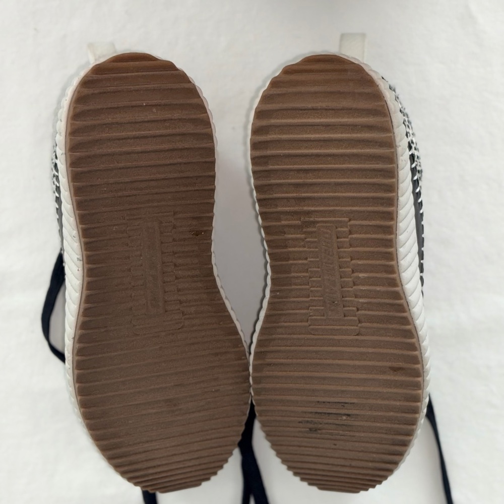 Designer Inspired Platform Sneakers - Picture 6 of 8